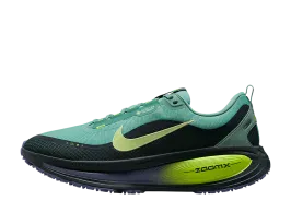 ナイキ ボメロ18 ゴアテックス "シーウィード/キャノン/ボルト/ベアリーボルト"