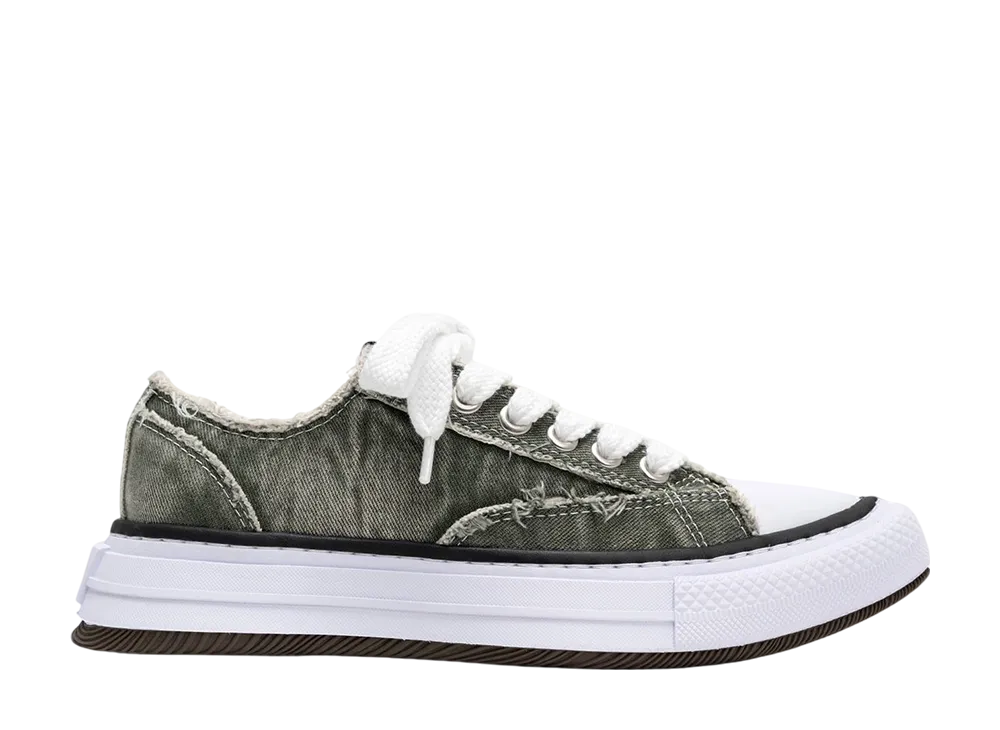 メゾンミハラヤスヒロ ユッカ オリジナルソールブリーチウォッシュデニムキャンバスローカットスニーカー "グレー" (B15FW701)