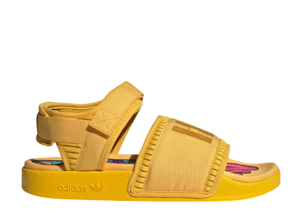 ファレル・ウィリアムス × アディダスオリジナルス アディレッタ2.0 "ボールドゴールド"