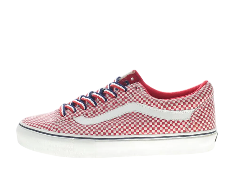 Supreme × Vans Old Skool "Red"