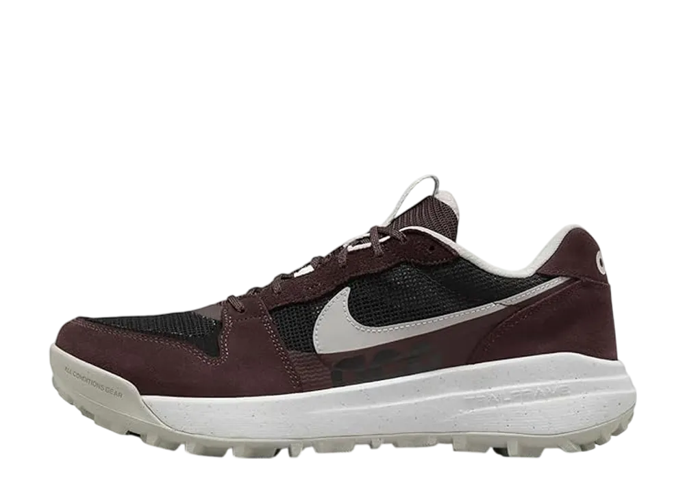 ナイキ ACG ローケート "アース"