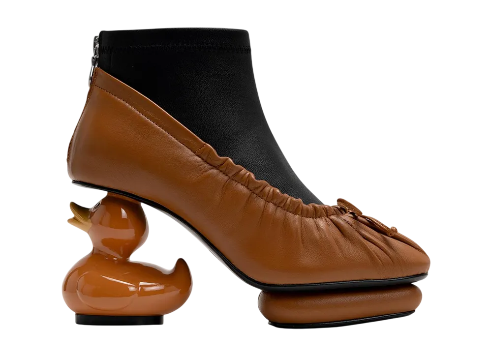 メゾンミハラヤスヒロ ウィメンズ ダック ヒール バレー ブーツ "ブラウン" (B15FW704)