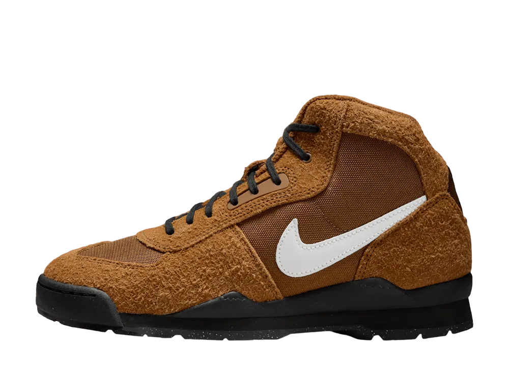 Stussy × Nike Baltoro High "Light British Tan/Black"