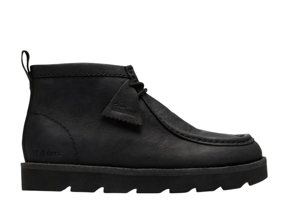 クラークス メアワラブーツ "ブラックヌバック"