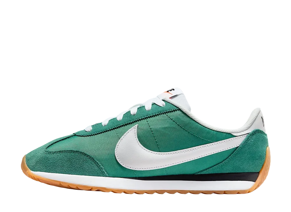 ナイキ ウィメンズ パシフィック "エバーグリーンオーラ/ブラック/トータルオレンジ/ホワイト"