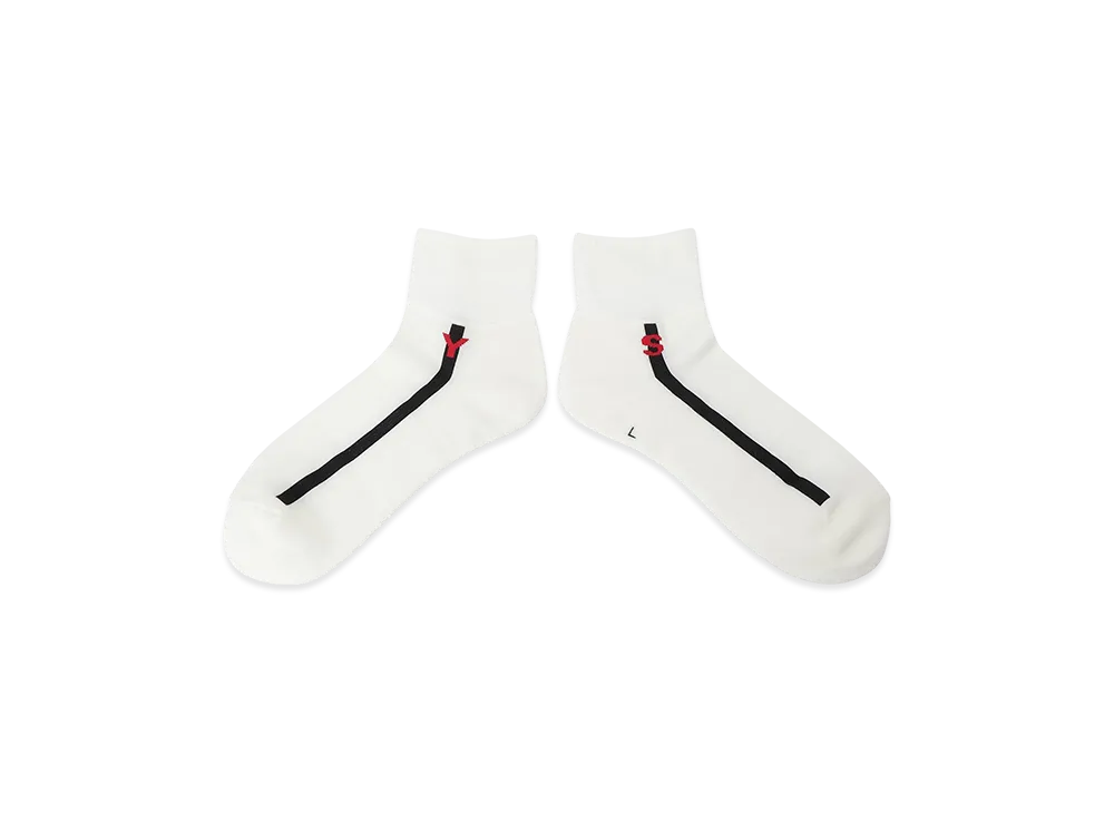 Y's x Chicstocks Ankle Socks "Off White"