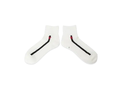 Y's x Chicstocks Ankle Socks "Off White"