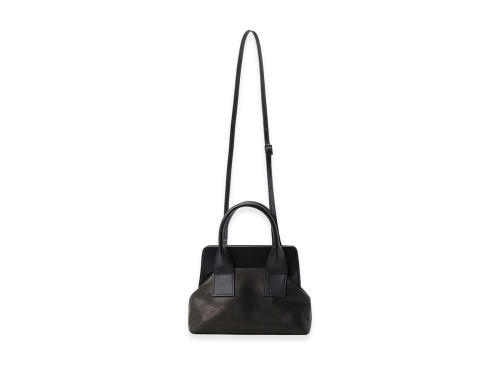 Y's Smooth Leather Combination Clasp Bag (M) "Black"