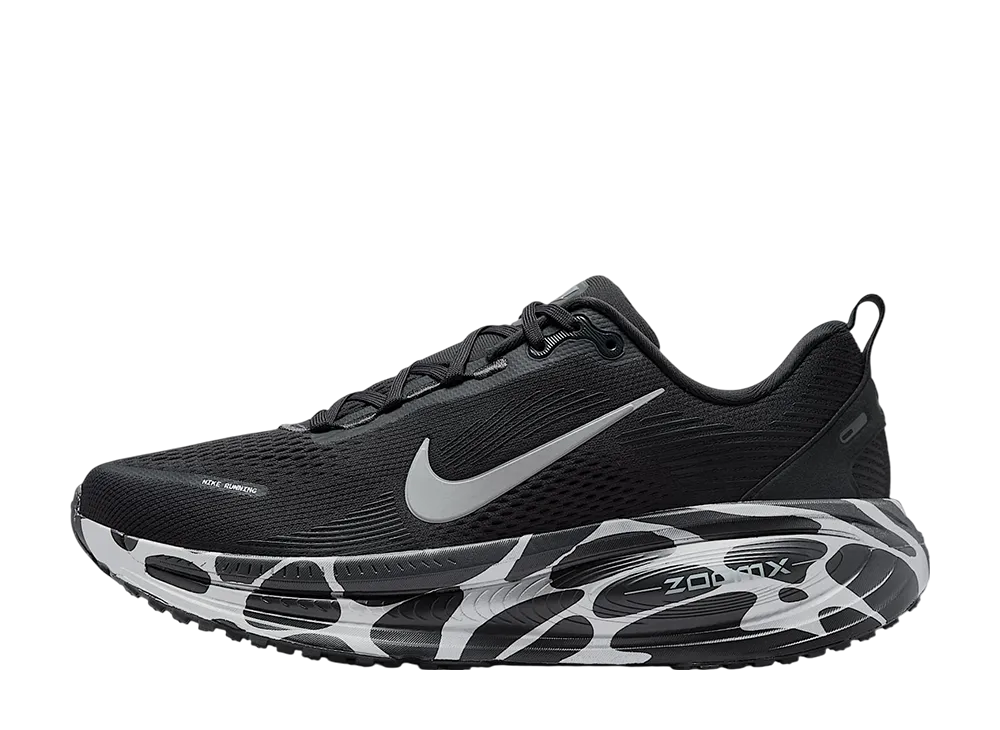 ナイキ ボメロ18 "アンスラサイト/キャノン/メタリックシルバー/リフレクトシルバー"