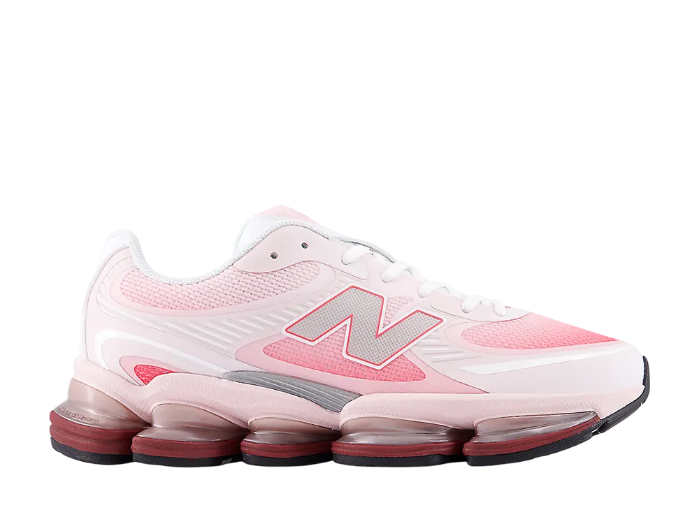 ニューバランス 2000 "ローズゴールド"