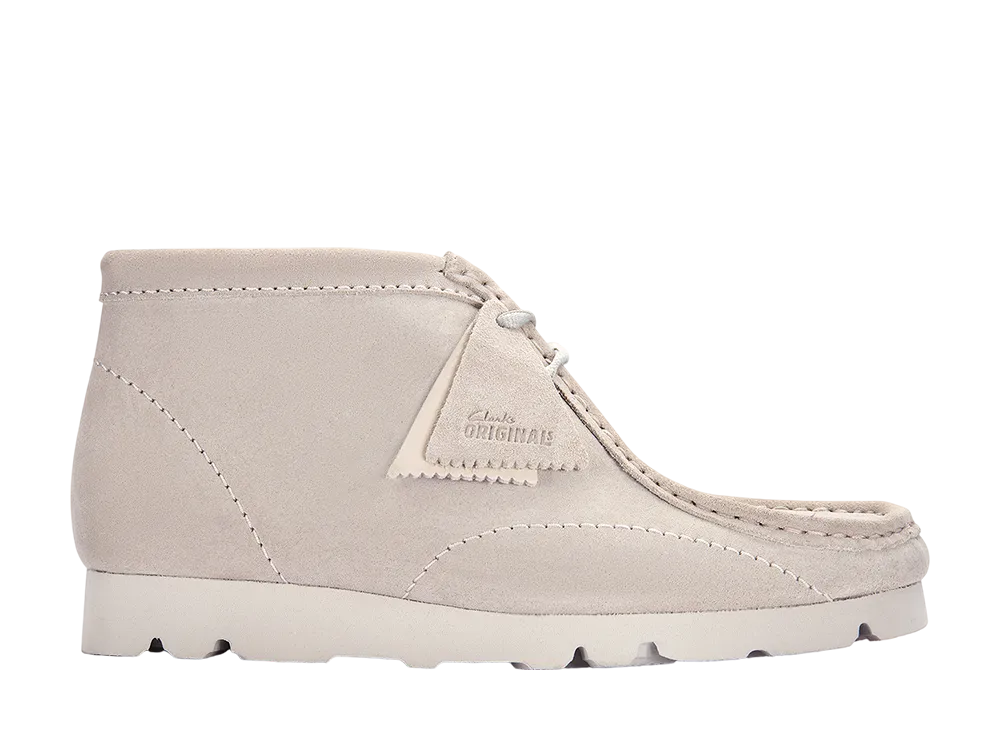 ポストアーカイブファクション × クラークス ワラビーブーツ PAF "ベージュスウェード"