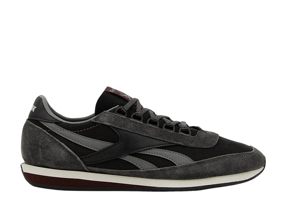 リーボック カマルグ "ブラック"