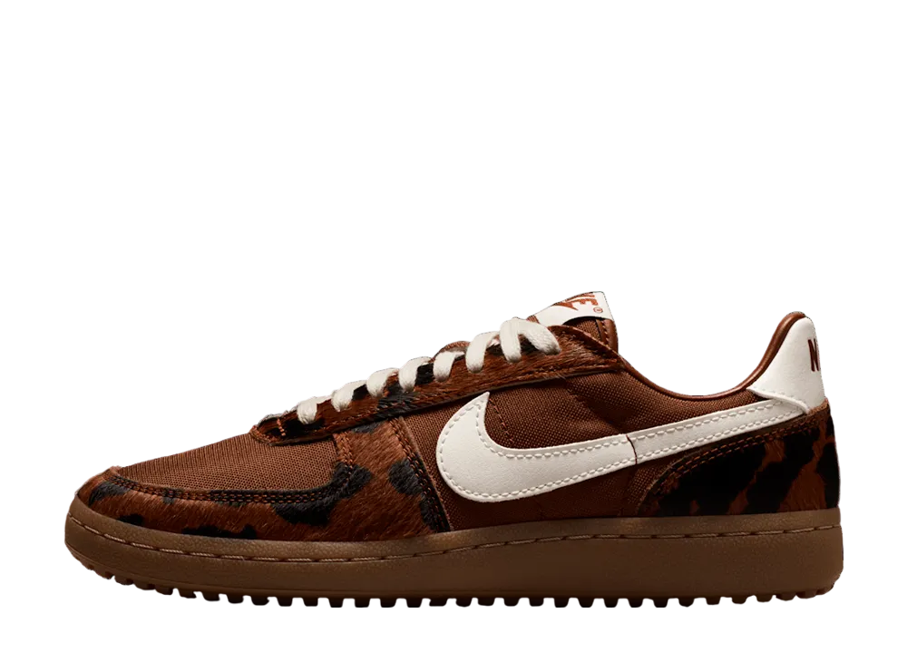 ナイキ ウィメンズ フィールドジェネラル "シナモン/カウプリント"