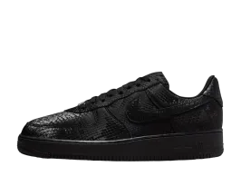 コービーブライアント × ナイキ エアフォース1 ロー "トリプルブラック"