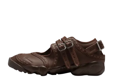 ナイキ ウィメンズ エアリフト "ライトブリティッシュタン"