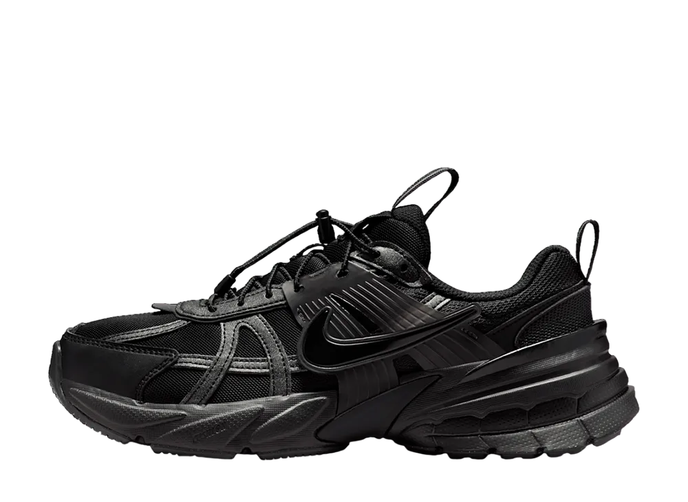 ナイキ ウィメンズ V2Kラン "ブラック/メタリックシルバー/アンスラサイト"