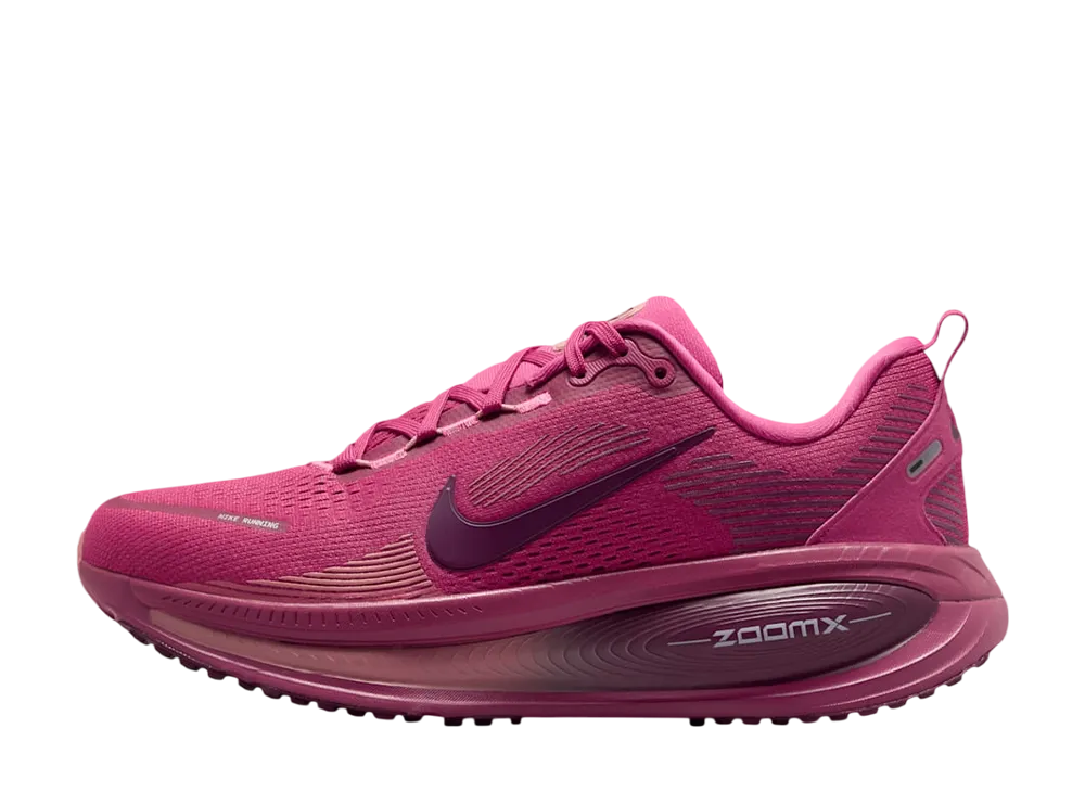 ナイキ ウィメンズ ボメロ18 "スウィートビート/レッドスターダスト/ノーブルレッド/ボルドー"