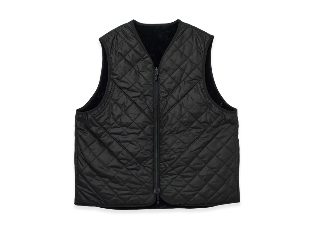 DAIWA PIER39 Tech Reversible British Hunter Fur Vest "Black"