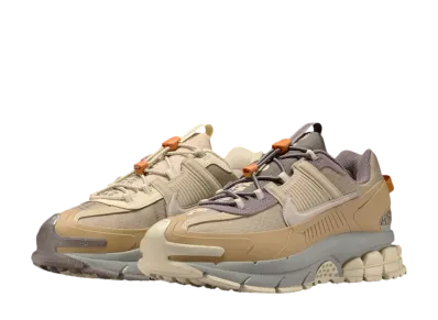 Nike Vomero 5 Roam "Running Poets"