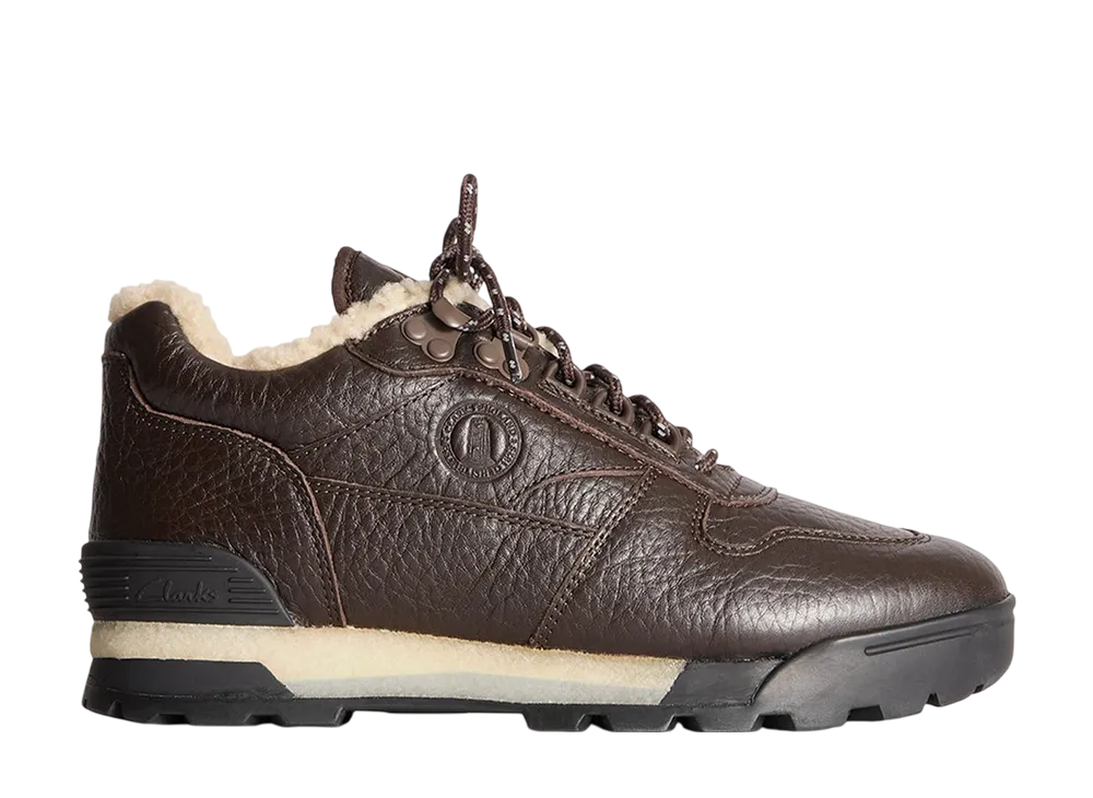 キス ロニーファイグ × クラークス 8th ストリート ラドー "コーヒー"