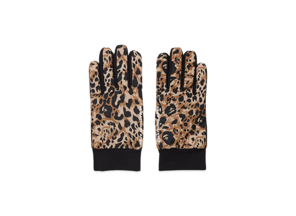 A BATHING APE Wild Leopard Pattern Gloves "Beige"