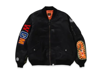 A BATHING APE Shark MA-1 "Black"
