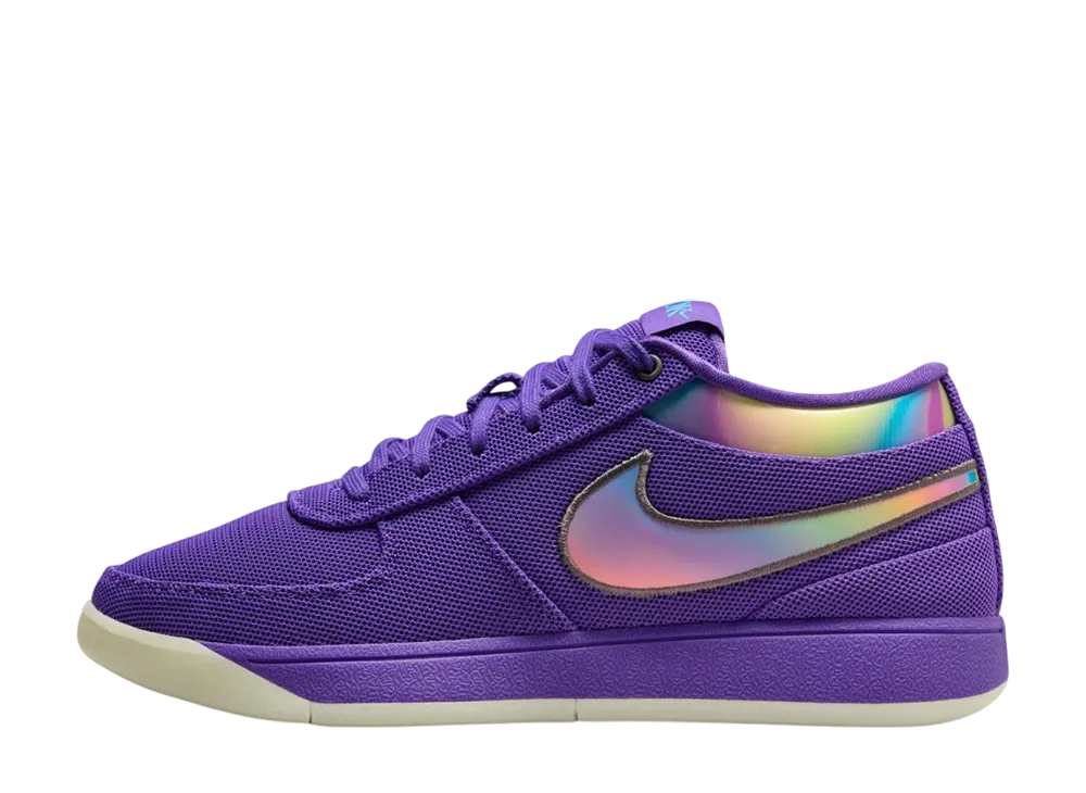 ナイキ ブック1 "オーロラ"