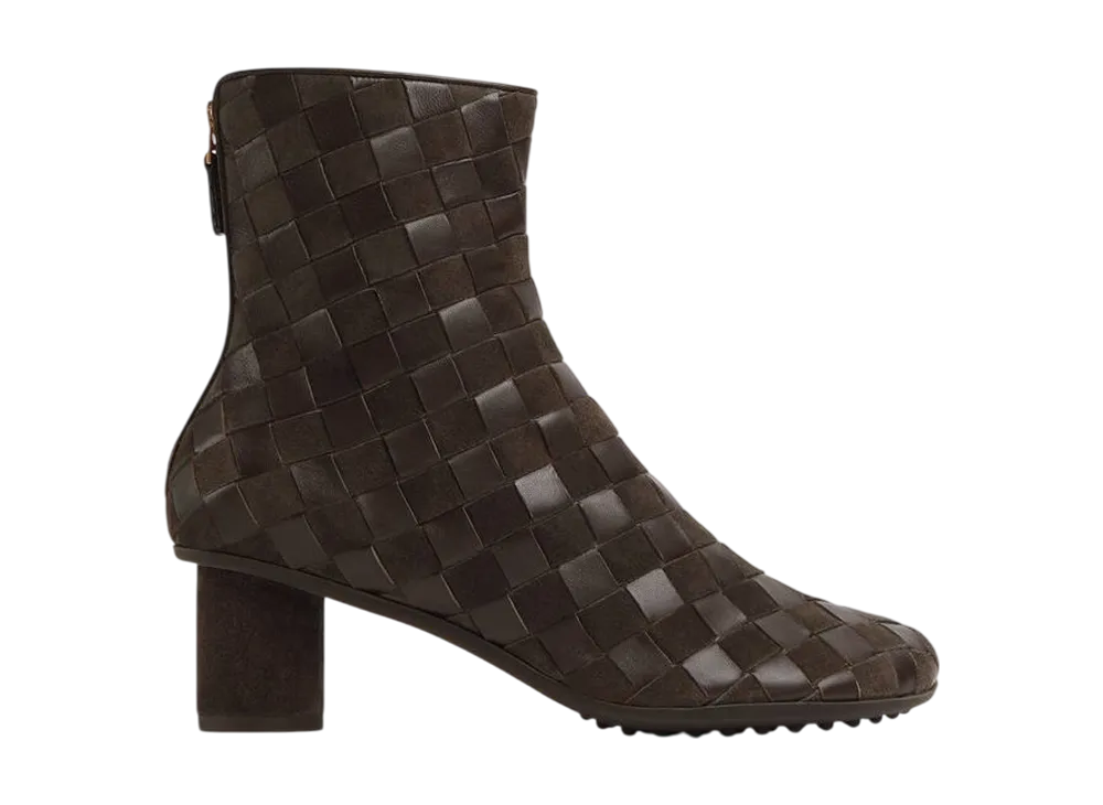 ボッテガヴェネタ ウィメンズ アトミック アンクルブーツ "フォンデンテ"