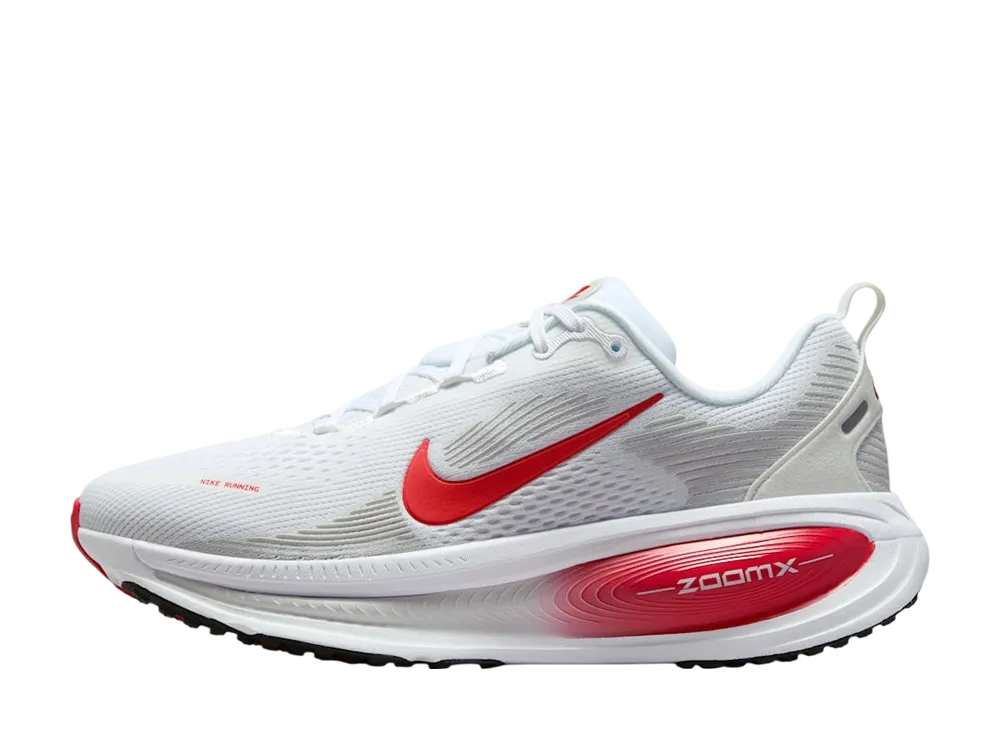 ナイキ ウィメンズ ボメロ18 "ホワイト/フォトンダスト/メタリックシルバー/ユニバーシティレッド"