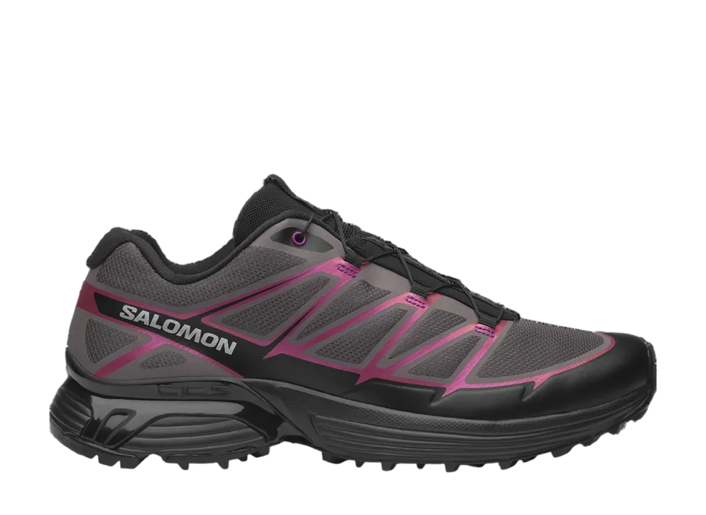 サロモン XT-ウィスパ イリディセント "ブラック/ホーリーホック/プラムパーフェクト"