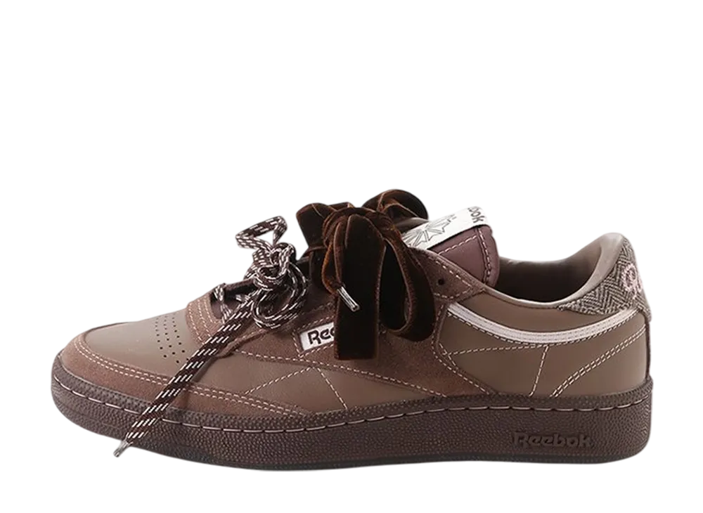 フレイ アイディー × リーボック クラブC 85 ヴィンテージ "ブラウン"