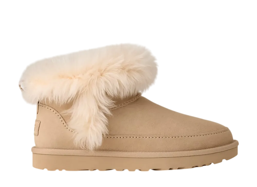 アグ ウィメンズ クラシック ウルトラ ミニ シャレー "サンドキャッスル"