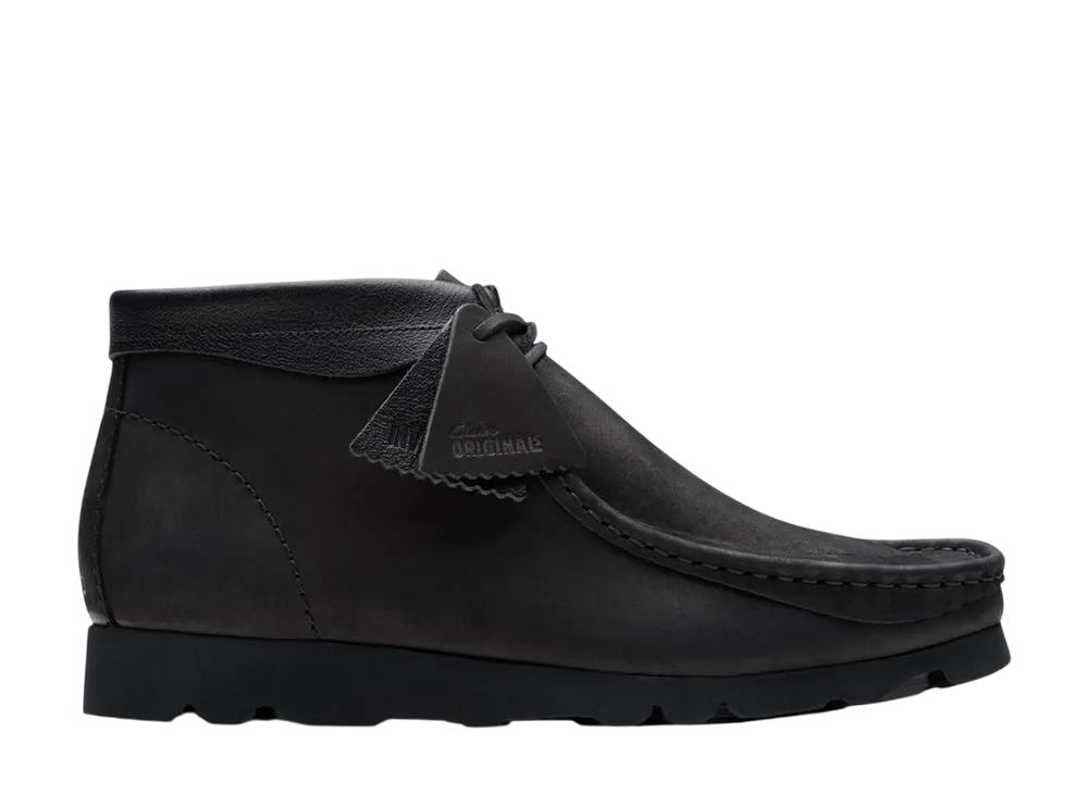 INVINCIBLE × Clarks Wallabee Boot "Black Combi"
