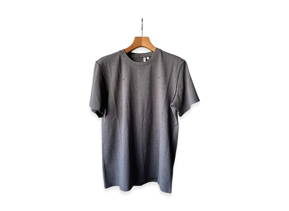 Matin Kim Small Logo Top "Charcoal"