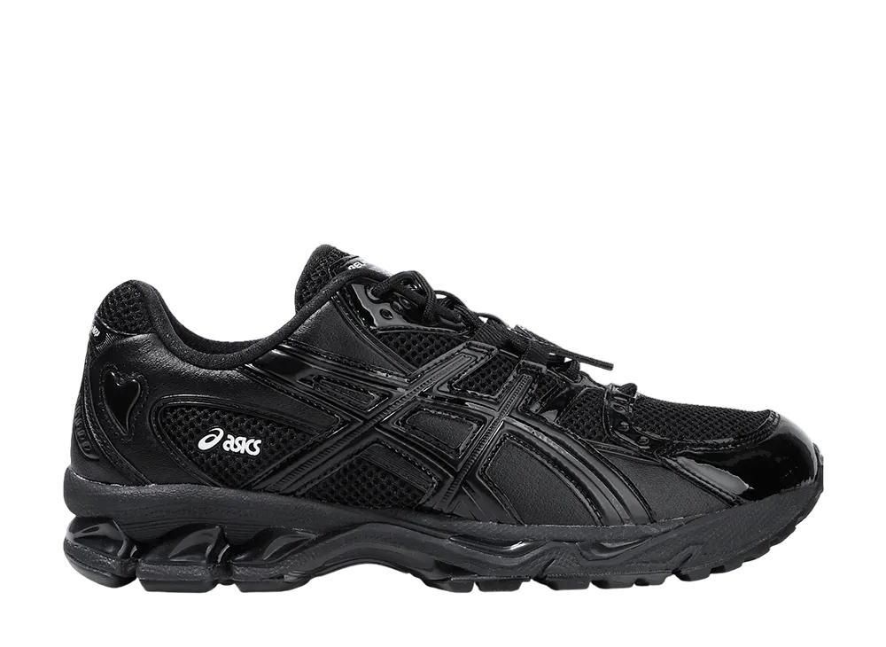 キムヘキム × アシックス ゲルニンバス10.1 "アイフィールラブ/ブラック"