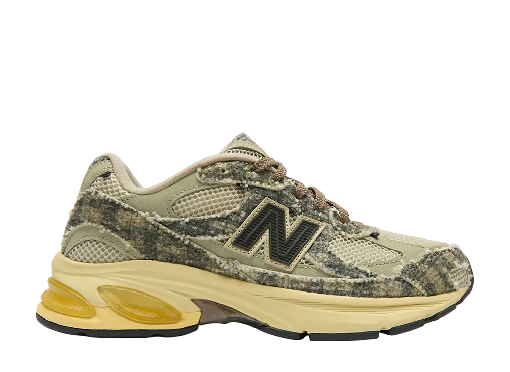 ジョー・フレッシュグッズ × ニューバランス アブゾーブ 2010 "バッグ レディ"