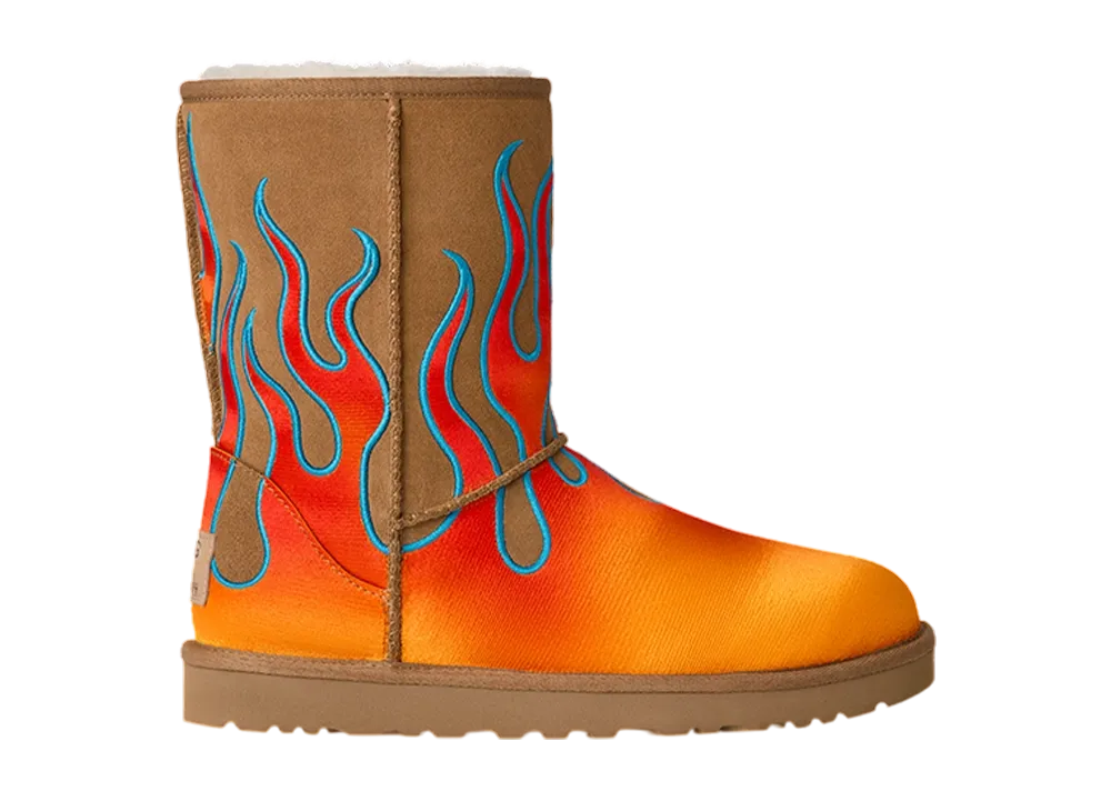 ジェレミースコット × アグ クラシック ショート "フレイム"