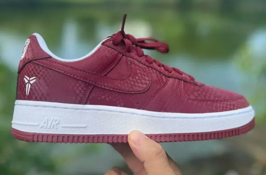 Air Force 1 (エアフォース 1) 人気の新作/中古通販【スニーカーダンク】 Air Force 1 (エアフォース 1) 人気の新作/中古通販【スニーカーダンク】