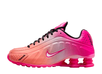 Nike Women's Shox R4 "Hyper Pink/Atomic Pink"