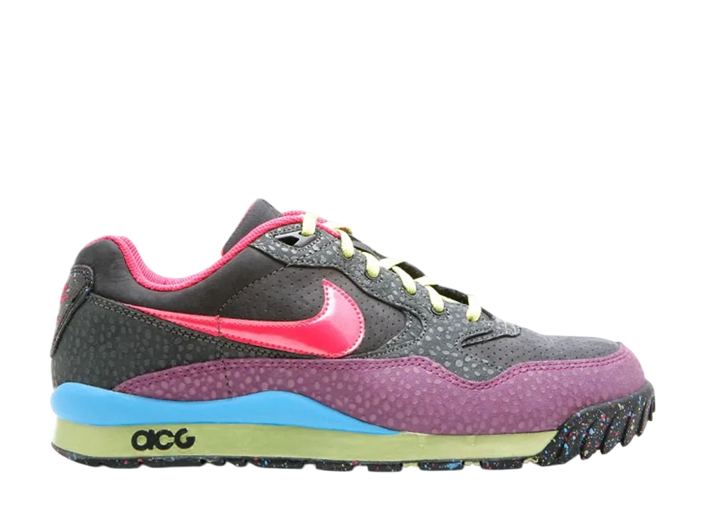 ナイキ エアワイルドウッド ACG サプリーム "アーバンナイト"