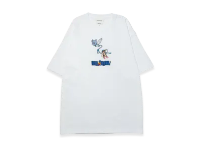 VAULTROOM x FAIRYTAIL Happy Nicora Tee "White"