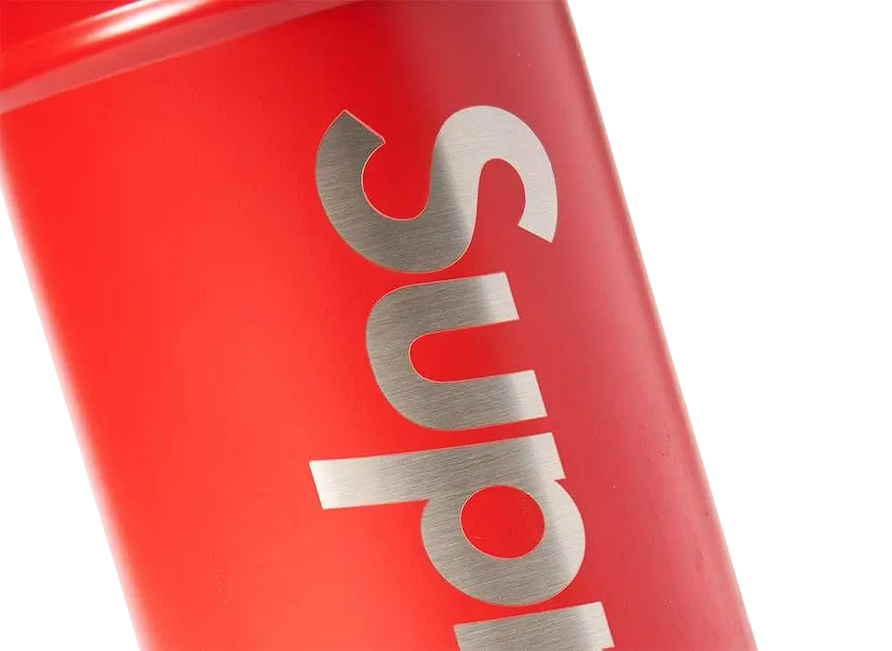 Supreme x Stanley 20 oz. Vacuum Insulated Bottle Supreme x Stanley 20 oz. Vacuum Insulated Bottle