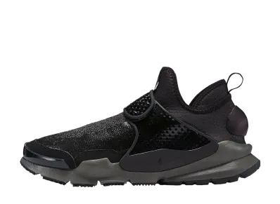 Stone Island × Nike Sock Dart Mid "Black"