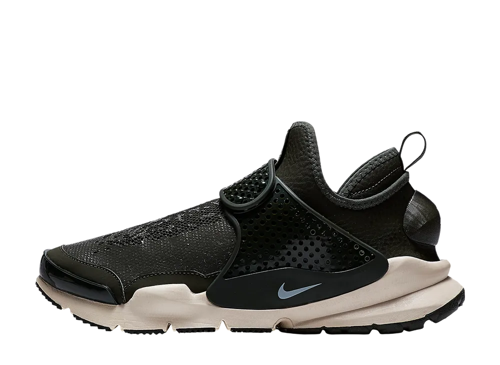 ストーンアイランド × ナイキ ソックダート ミッド "セコイア"