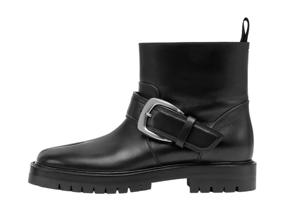 メゾンマルジェラ ウィメンズ タビ カウンティ バックルアンクルブーツ "ブラック"