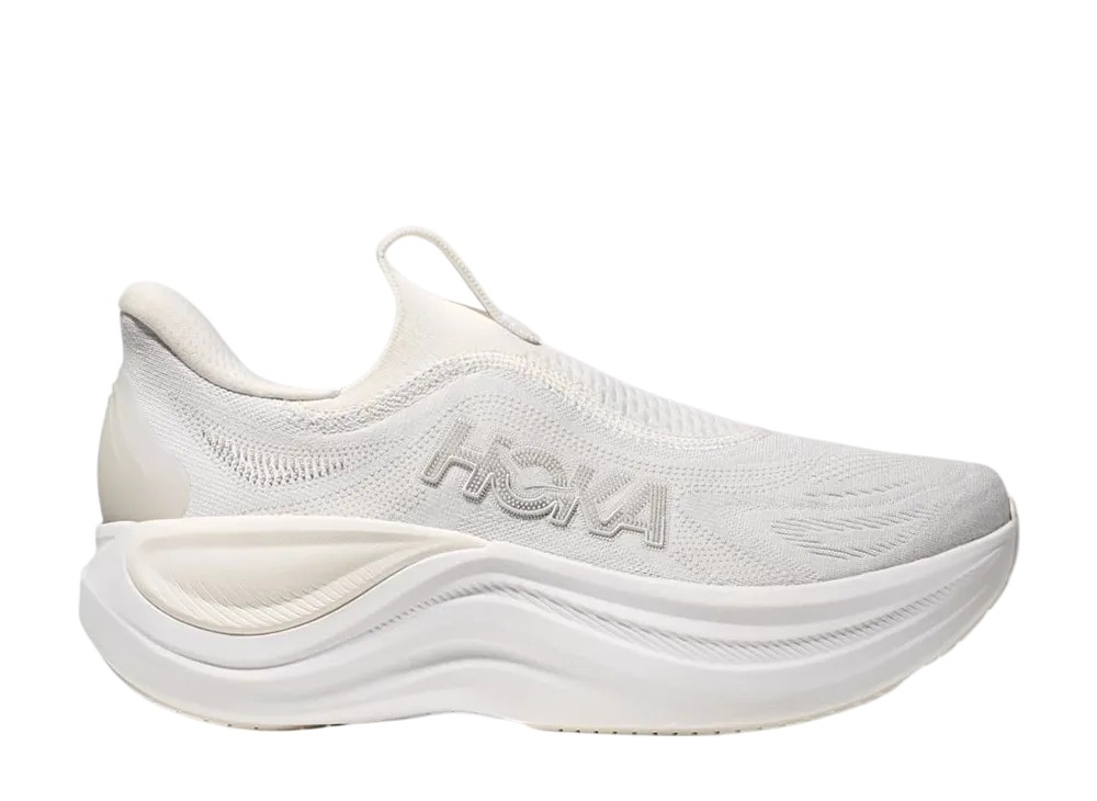 ホカ スカイワード レースレス "ホワイト/ホワイト"