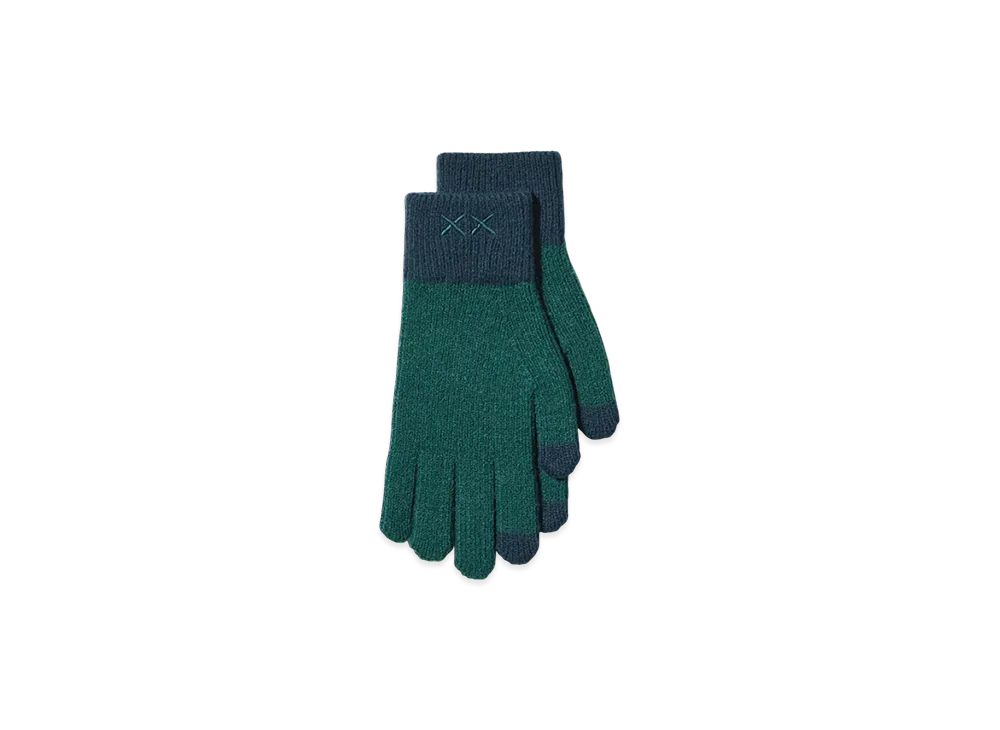 Uniqlo x KAWS Winter Heattech Knit Gloves "Green"