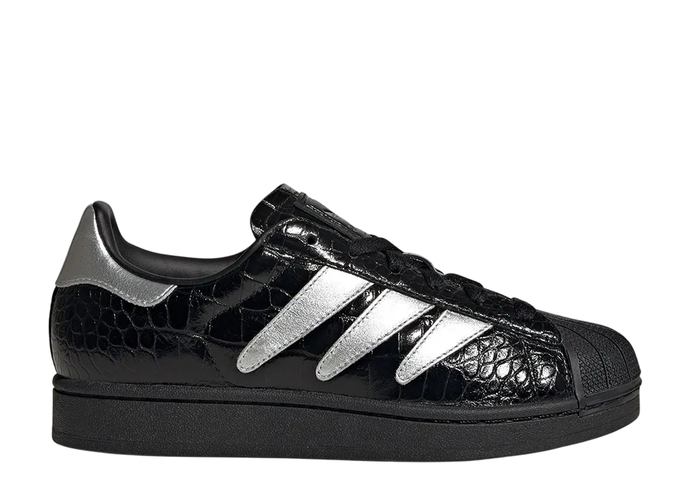 アディダス ウィメンズ スーパースター "プレデター"