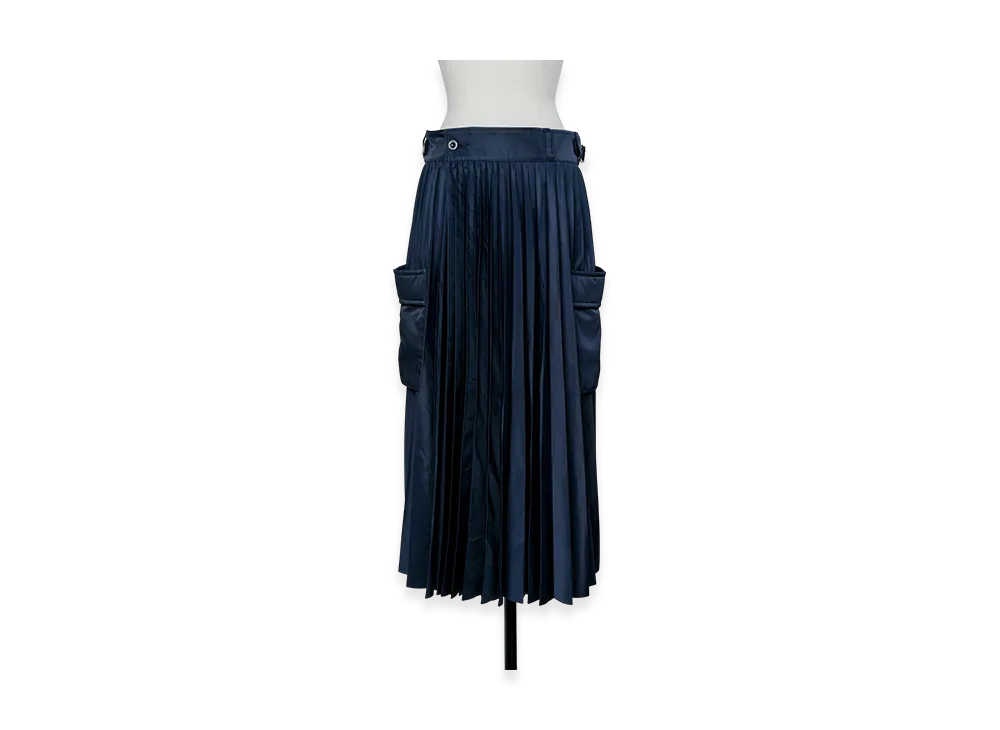 sacai Nylon Twill Skirt "Navy"