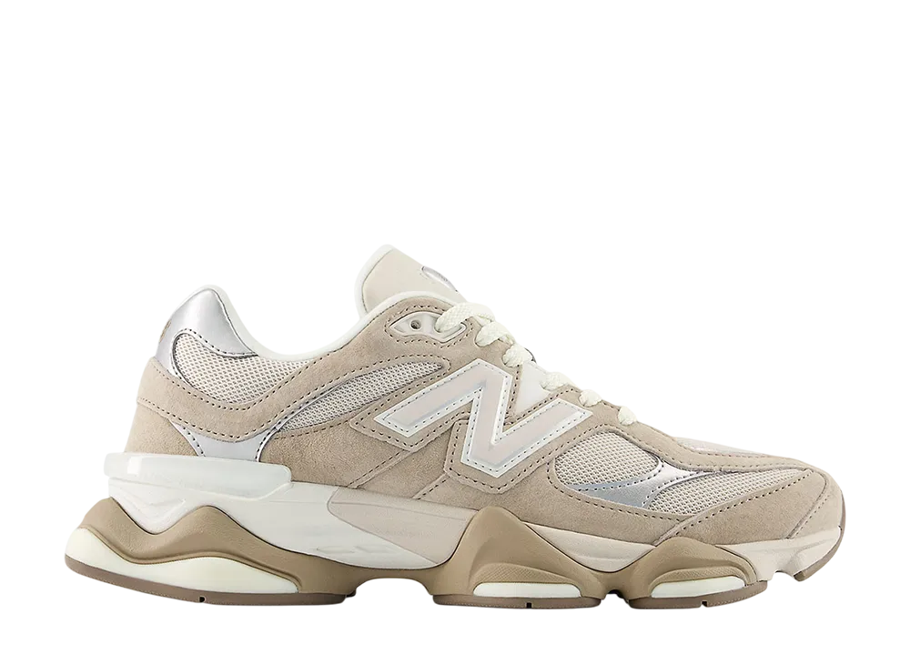ニューバランス 9060 "ムーンビーム/シルバーメタリック/ドリフトウッド"